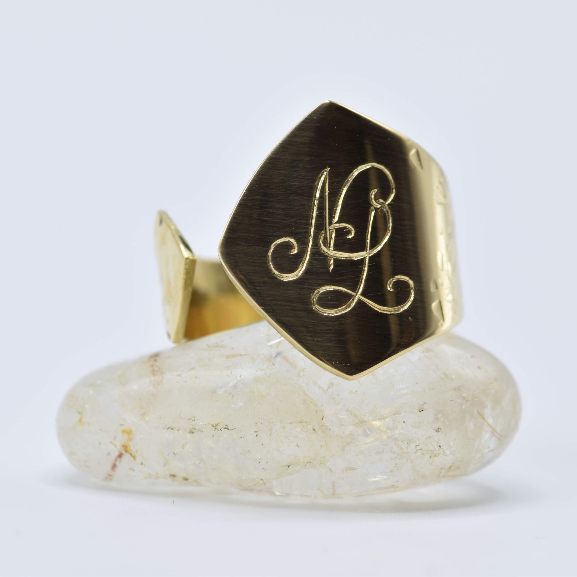 image gravure sur bague 4