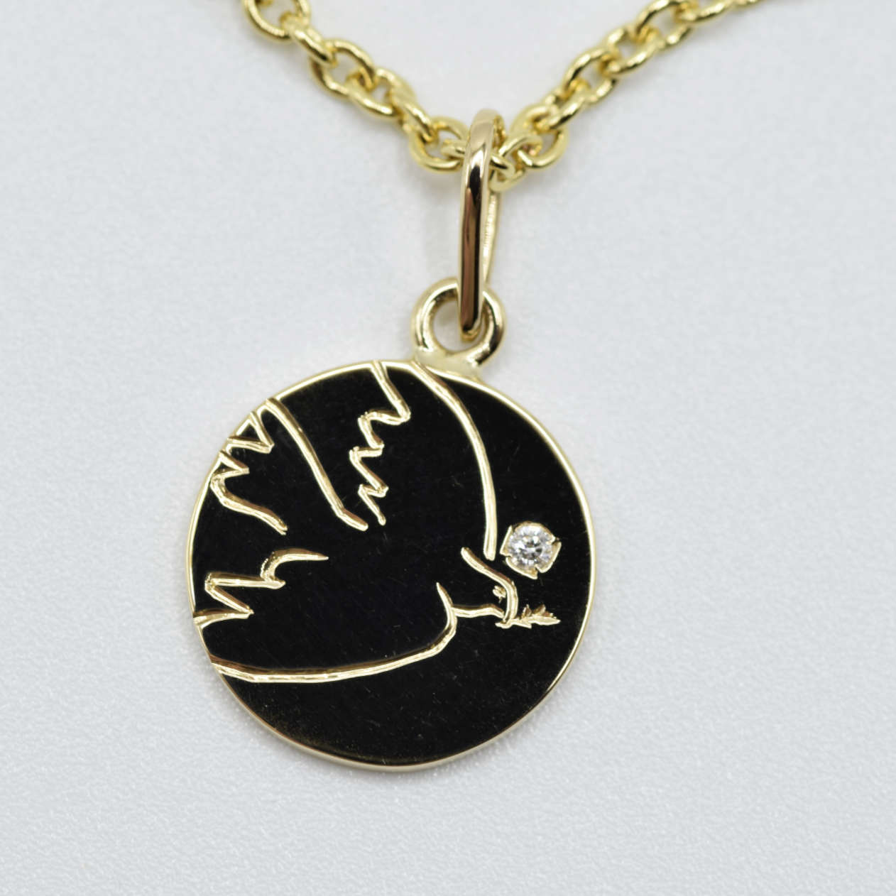 image gravure sur pendentif 2