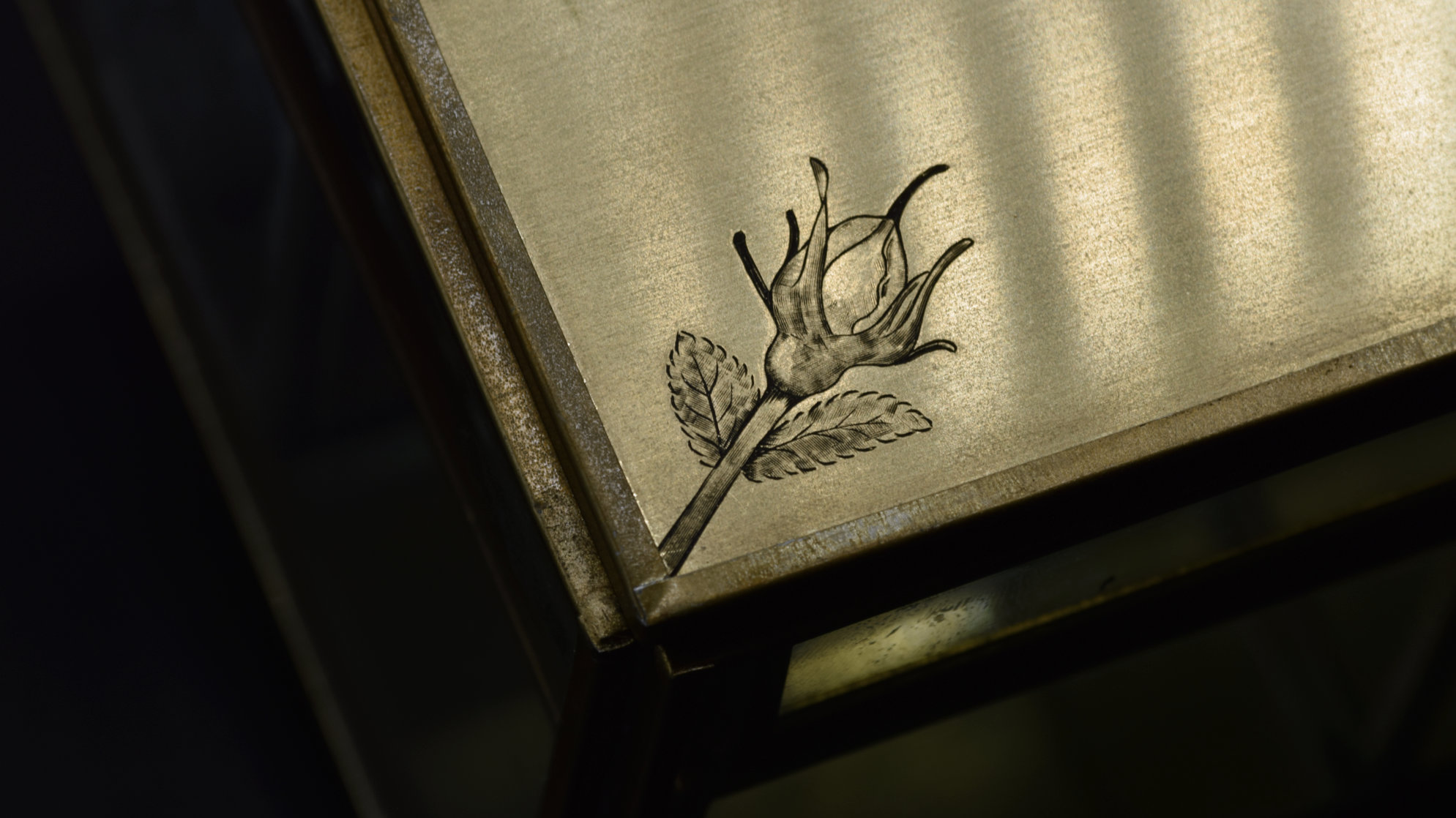 image gravure sur boite a bijou 8