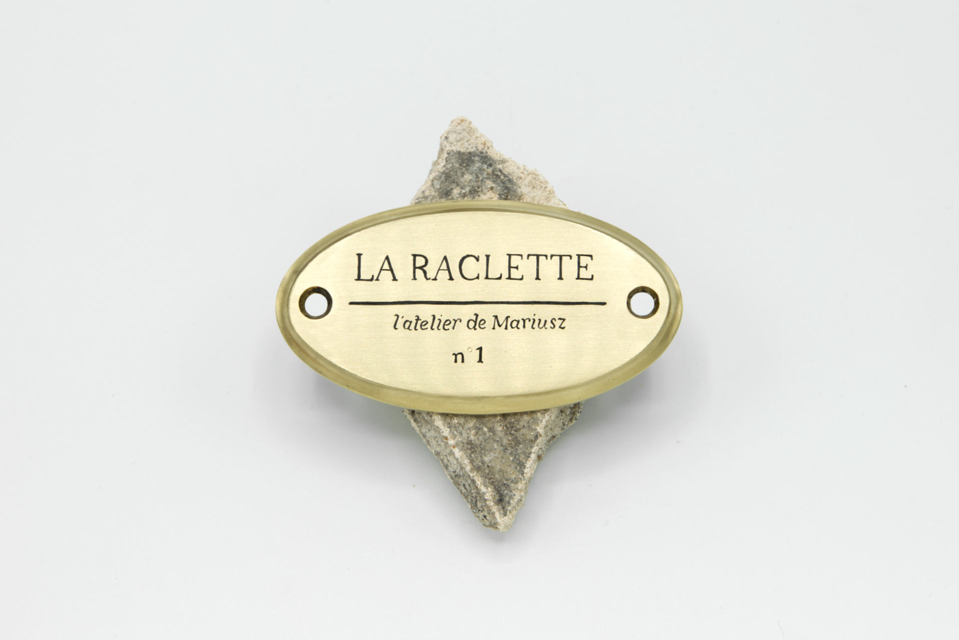 image gravure sur plaque 12