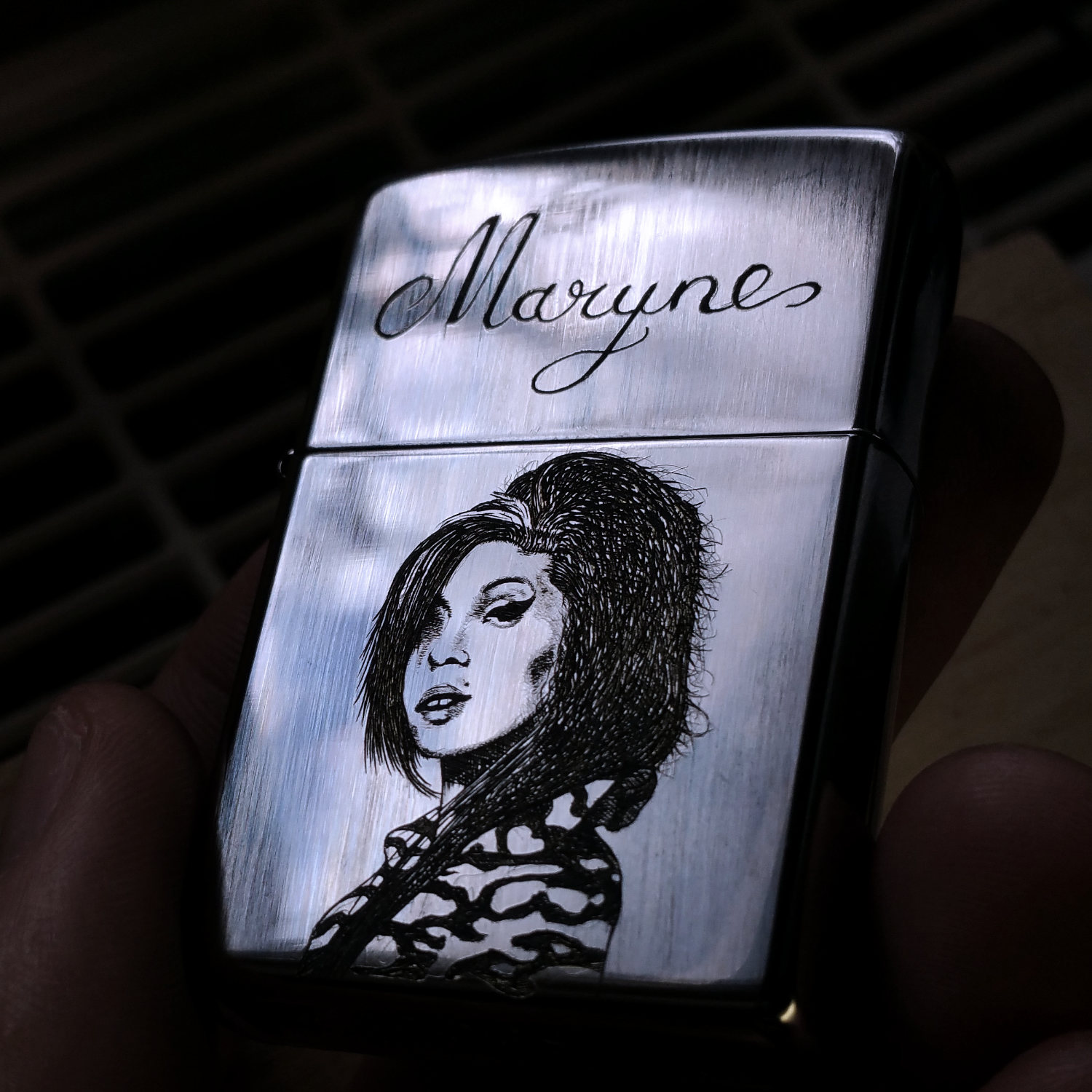 image gravure sur zippo 1