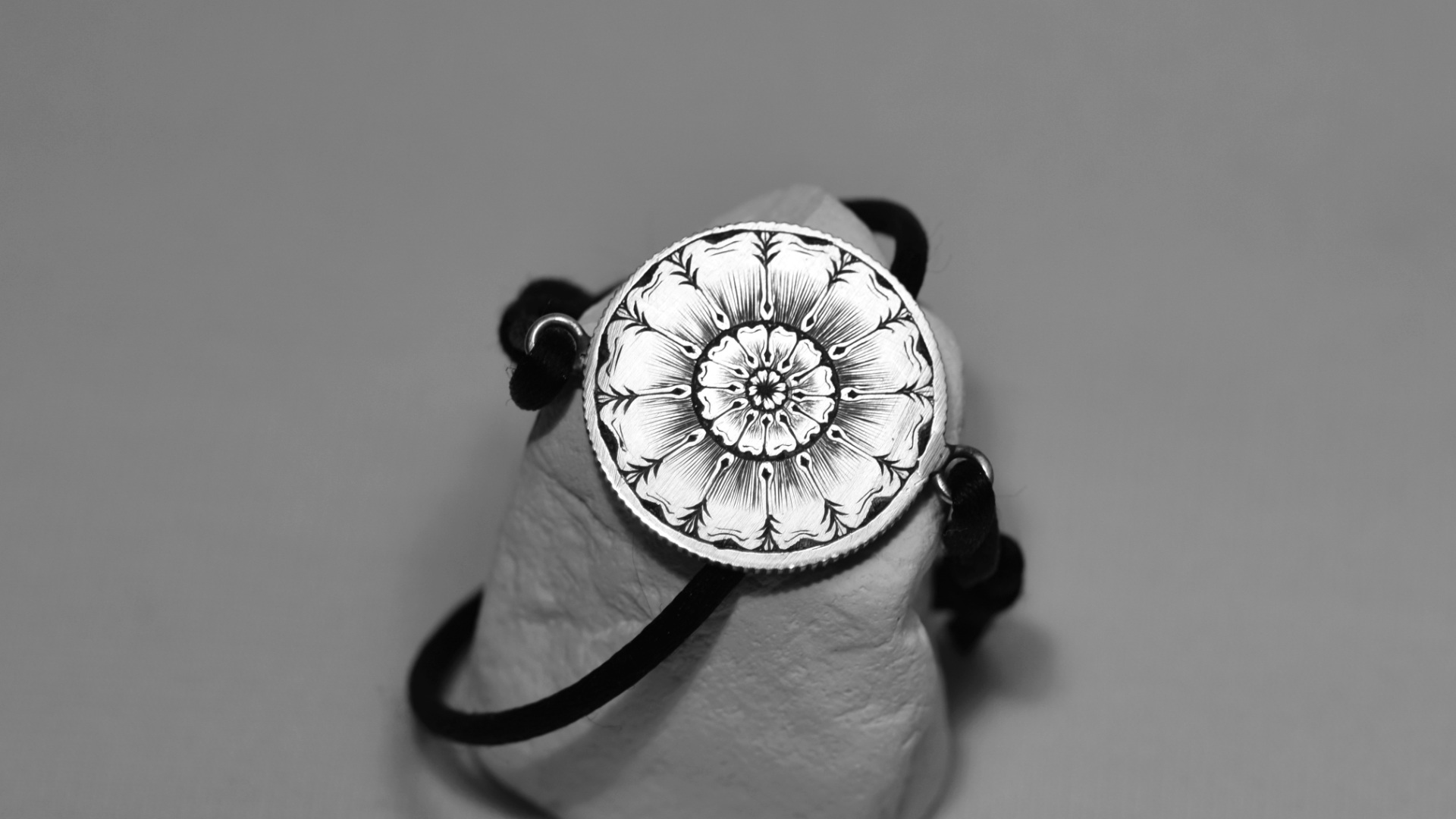image ancre gravure sur bracelets